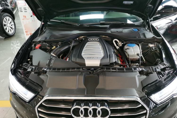 Used Audi A6L 2016 30 FSI Comfort Version Engine Bay