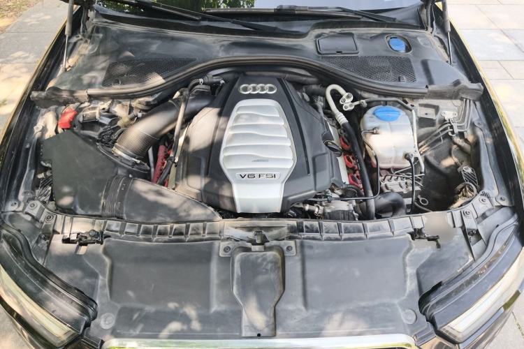 Used Audi A6L 2016 30 FSI Comfort Version Engine Bay