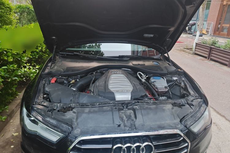 Used Audi A6L 2016 30 FSI Comfort Version Engine Bay