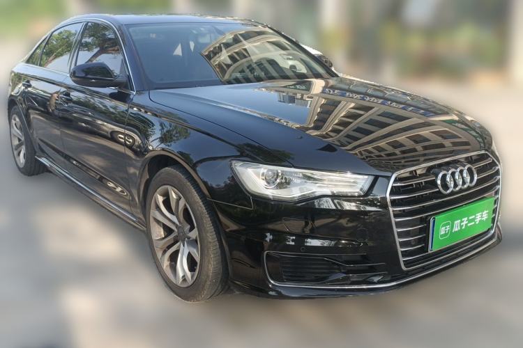Used Audi A6L 2016 TFSI Technology Edition Front Right 45 Deg