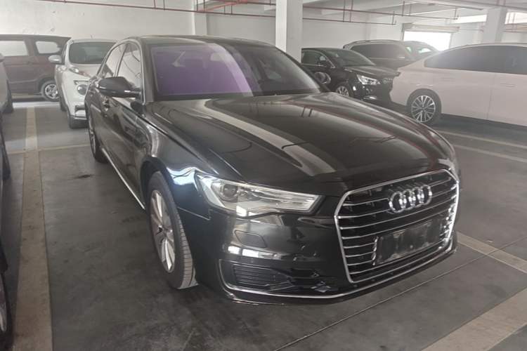 Used Audi A6L 2016 TFSI Technology Edition Front Right 45 Deg