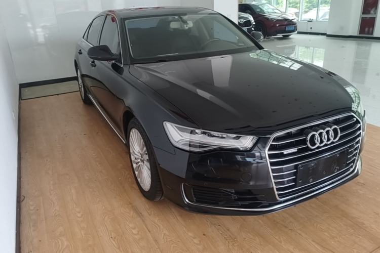Used Audi A6L 2016 TFSI Technology Edition Front Right 45 Deg
