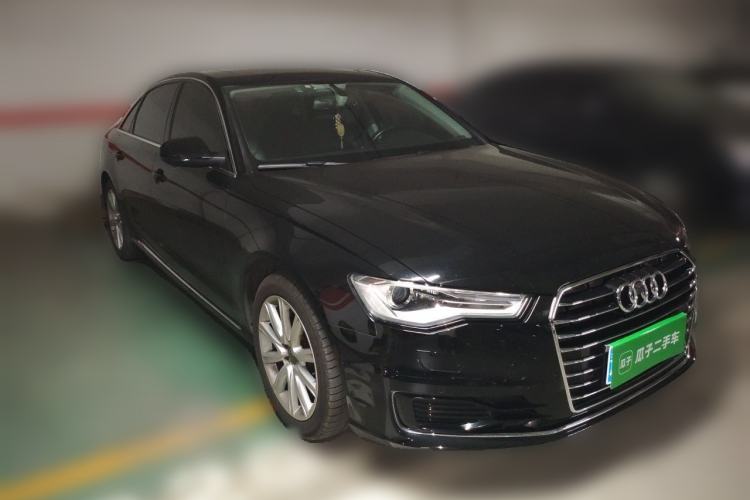 Used Audi A6L 2016 TFSI Technology Edition Front Right 45 Deg