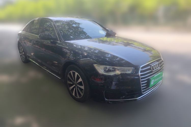 Used Audi A6L 2016 TFSI Technology Edition Front Right 45 Deg