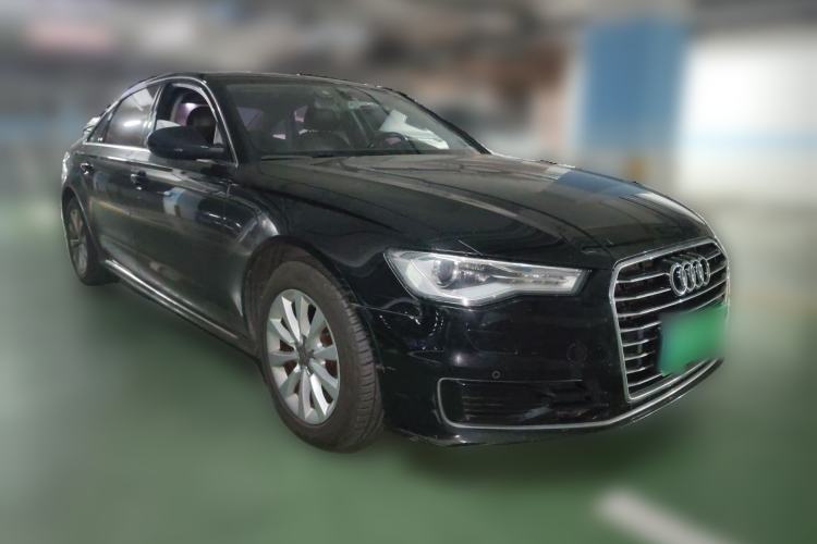 Used Audi A6L 2016 TFSI Technology Edition Front Right 45 Deg