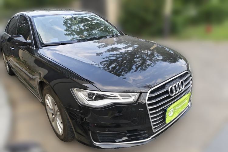 Used Audi A6L 2016 TFSI Technology Edition Front Right 45 Deg