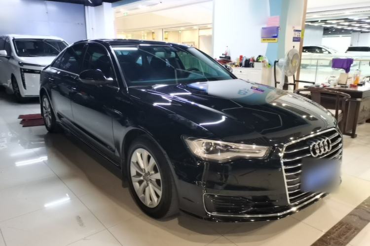 Used Audi A6L 2016 TFSI Technology Edition Front Right 45 Deg