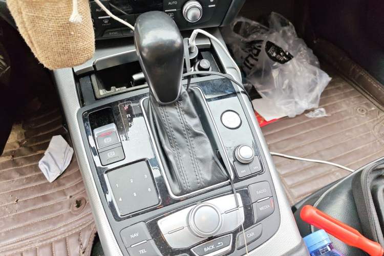 Used Audi A6L 2016 TFSI Sport Edition Gear Lever