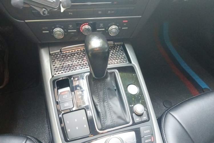 Used Audi A6L 2016 TFSI Technology Edition Gear Lever