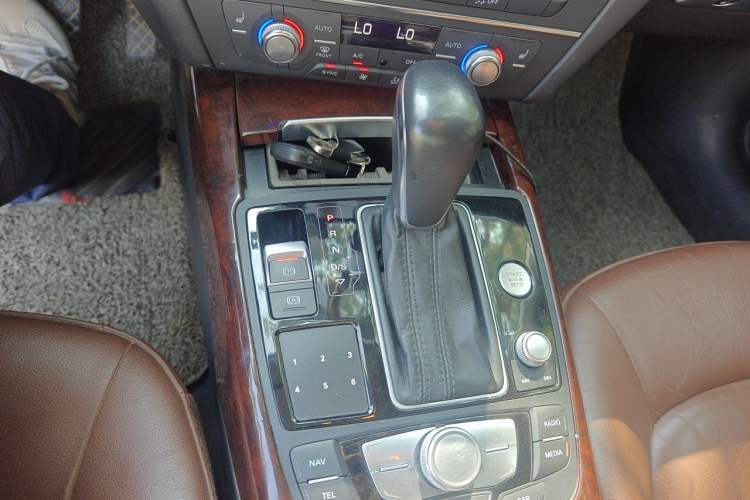 Used Audi A6L 2016 45 TFSI quattro Sport Edition Gear Lever