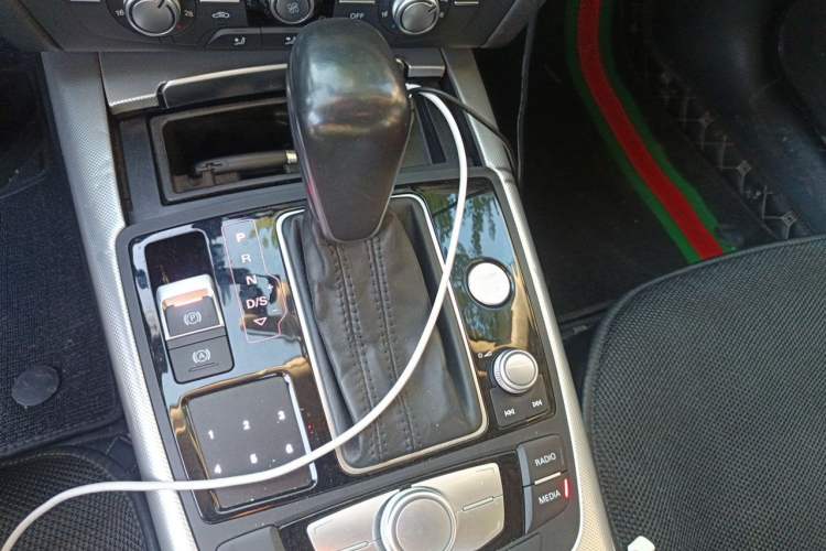 Used Audi A6L 2016 TFSI Technology Edition Gear Lever