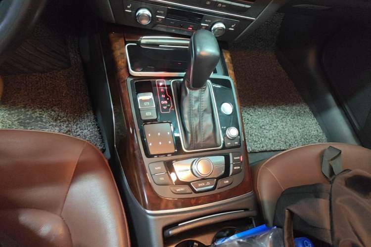 Used Audi A6L 2016 30 FSI Comfort Version Gear Lever