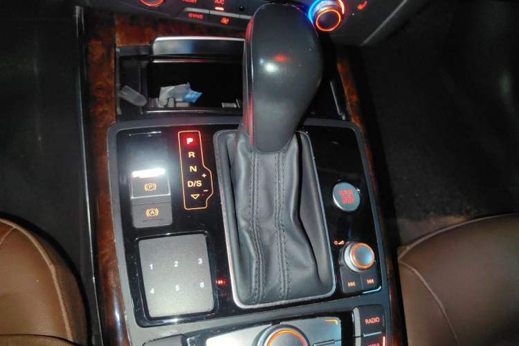 Used Audi A6L 2016 TFSI Technology Edition Gear Lever