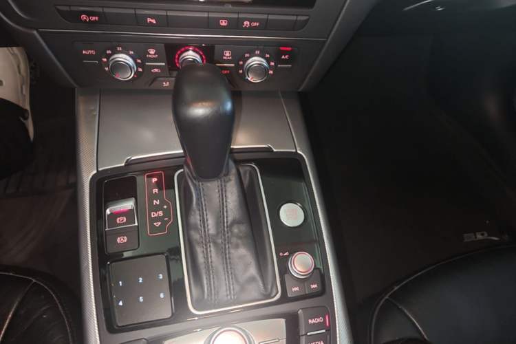 Used Audi A6L 2016 TFSI Technology Edition Gear Lever