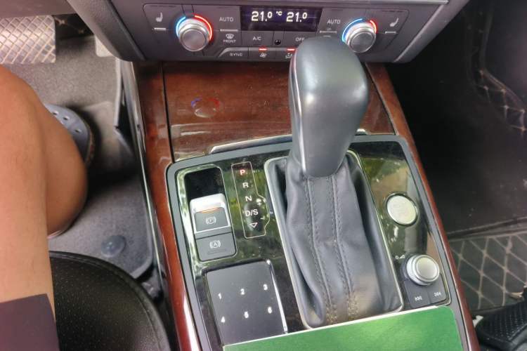 Used Audi A6L 2016 30 FSI Comfort Version Gear Lever