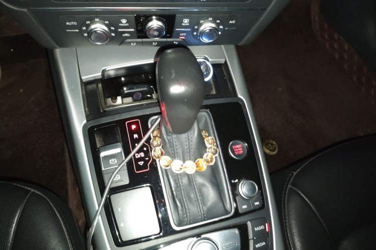 Used Audi A6L 2016 TFSI Technology Edition Gear Lever