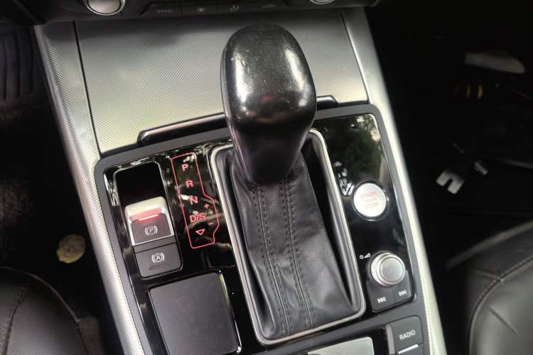 Used Audi A6L 2016 TFSI Sport Edition Gear Lever