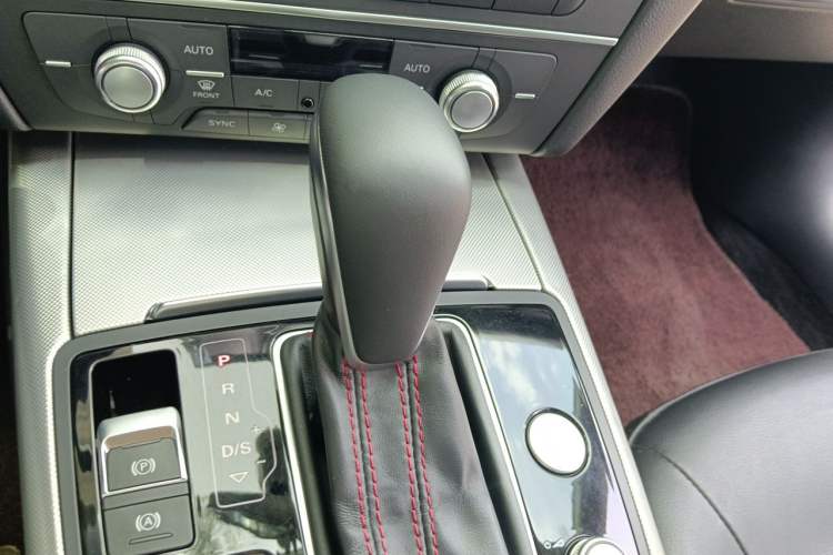 Used Audi A6L 2016 30 FSI Special Edition Gear Lever