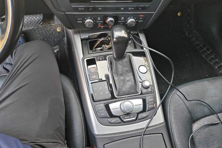 Used Audi A6L 2016 TFSI Technology Edition Gear Lever