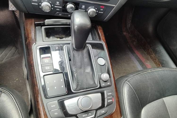 Used Audi A6L 2016 TFSI Technology Edition Gear Lever