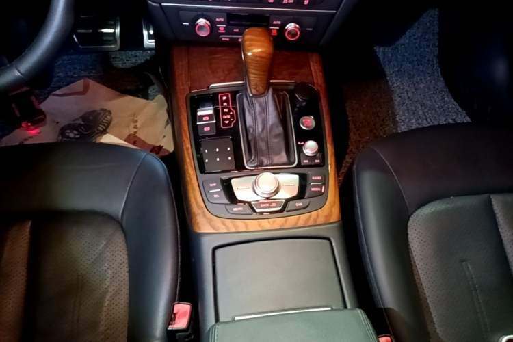 Used Audi A6L 2016 45 TFSI quattro Sport Edition Gear Lever