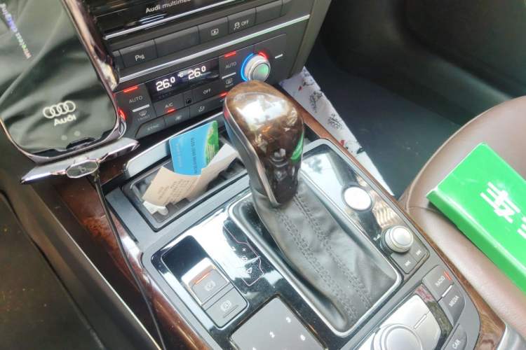 Used Audi A6L 2016 30 FSI Comfort Version Gear Lever