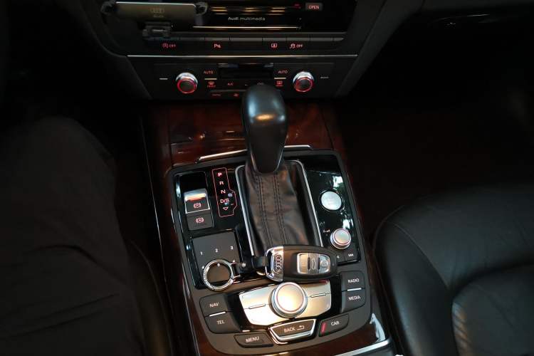 Used Audi A6L 2016 30 FSI Comfort Version Gear Lever