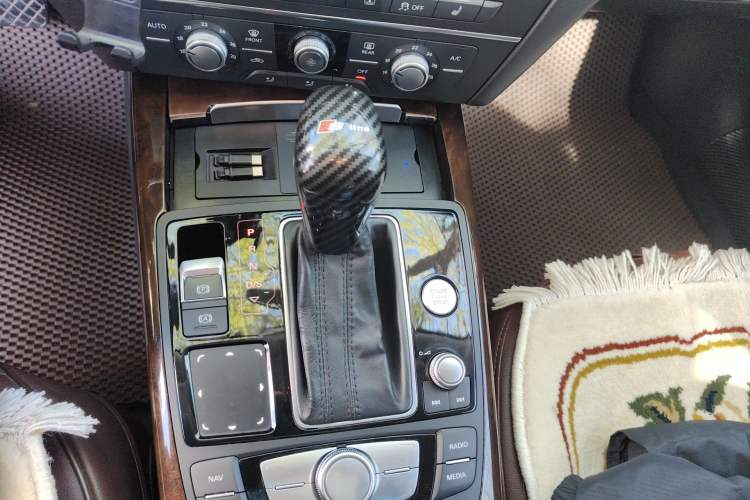 Used Audi A6L 2016 TFSI Technology Edition Gear Lever