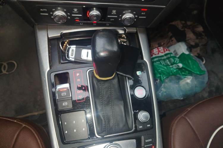 Used Audi A6L 2016 TFSI Technology Edition Gear Lever