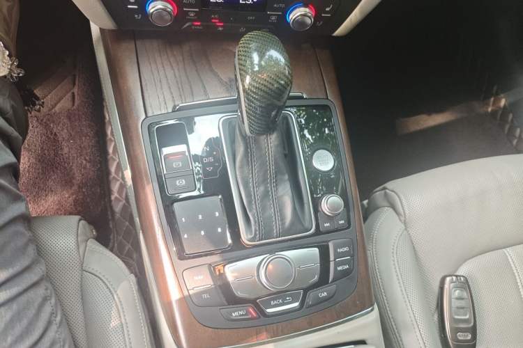 Used Audi A6L 2016 50 TFSI quattro Luxury Edition Gear Lever