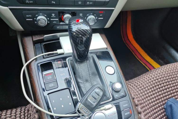 Used Audi A6L 2016 TFSI Technology Edition Gear Lever