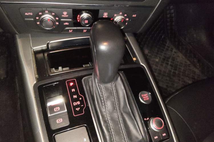 Used Audi A6L 2016 TFSI Technology Edition Gear Lever
