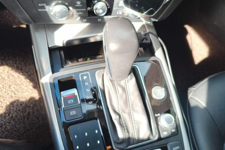 Used Audi A6L 2016 30 FSI Technology Model Gear Lever