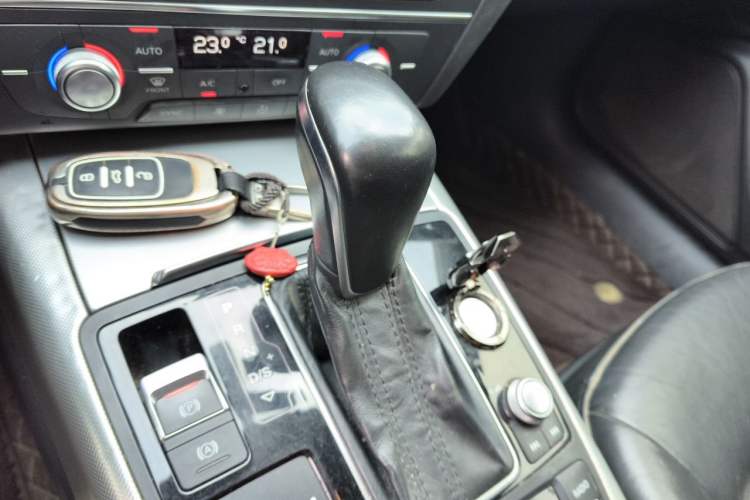 Used Audi A6L 2016 TFSI Sport Edition Gear Lever