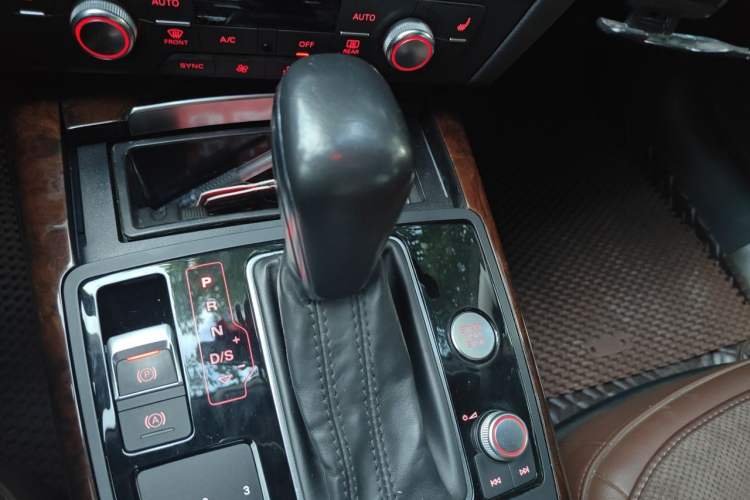 Used Audi A6L 2016 TFSI Comfort Model Gear Lever