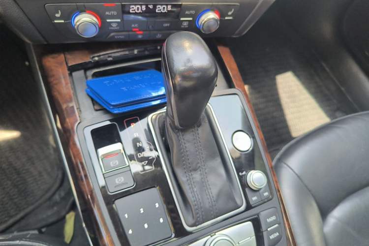 Used Audi A6L 2016 30 FSI Comfort Version Gear Lever