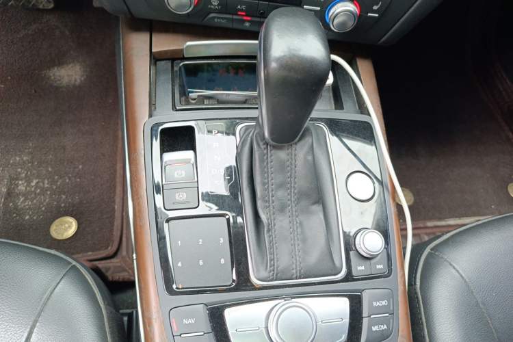 Used Audi A6L 2016 45 TFSI quattro Sport Edition Gear Lever