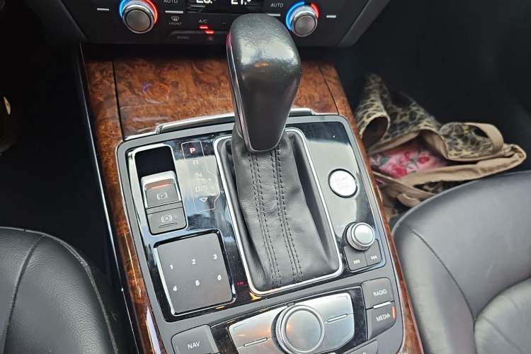 Used Audi A6L 2016 TFSI Comfort Model Gear Lever