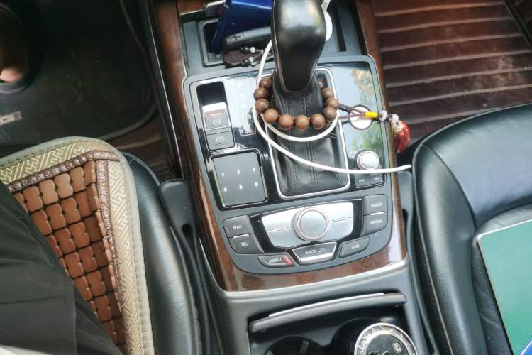 Used Audi A6L 2016 30 FSI Comfort Version Gear Lever