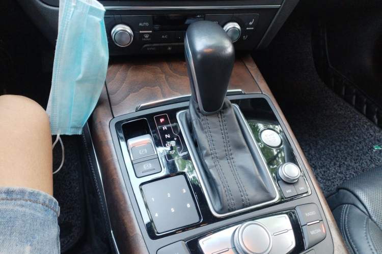 Used Audi A6L 2016 50 TFSI quattro Luxury Edition Gear Lever