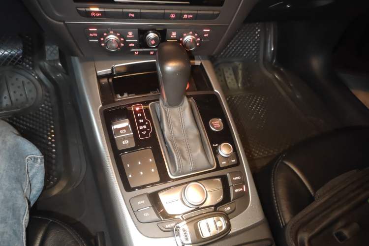 Used Audi A6L 2016 TFSI Technology Edition Gear Lever