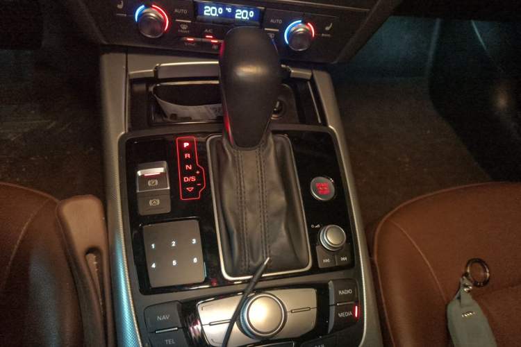 Used Audi A6L 2016 TFSI Sport Edition Gear Lever