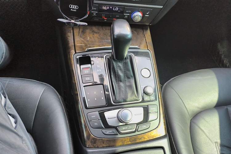 Used Audi A6L 2016 45 TFSI quattro Sport Edition Gear Lever