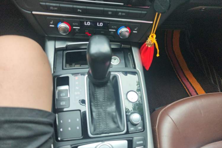 Used Audi A6L 2016 45 TFSI quattro Sport Edition Gear Lever