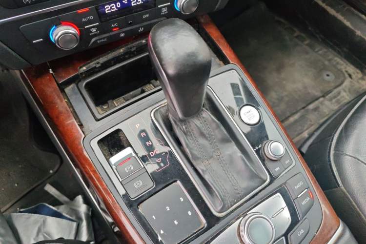 Used Audi A6L 2016 30 FSI Comfort Version Gear Lever