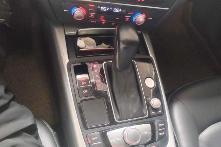 Used Audi A6L 2016 TFSI Sport Edition Gear Lever