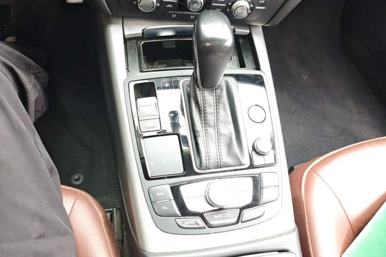 Used Audi A6L 2016 TFSI Technology Edition Gear Lever