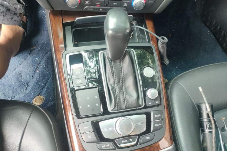 Used Audi A6L 2016 30 FSI Comfort Version Gear Lever