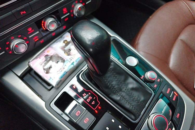 Used Audi A6L 2016 TFSI Technology Edition Gear Lever