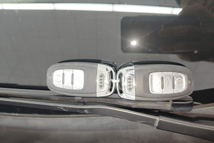 Used Audi A6L 2016 30 FSI Technology Model Interior 1